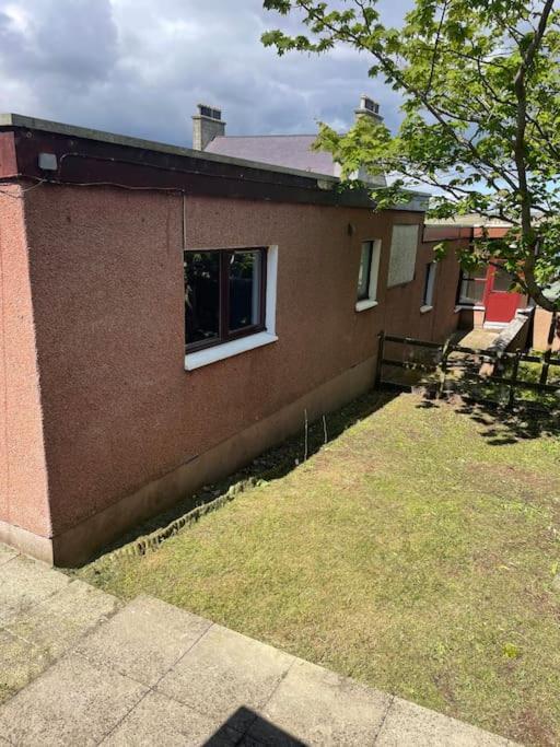 Cosy Cottage In Kveldrso Gardens Lerwick Exterior photo